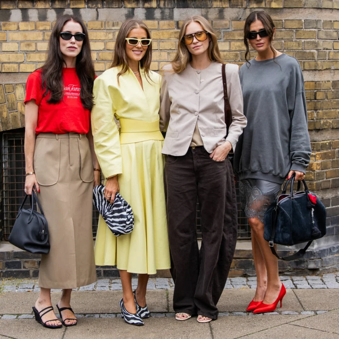 Long Commute Outfits - Balance Comfort and Professional Appearance